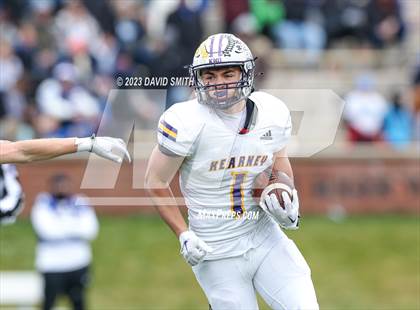 Thumbnail 3 in Hillsboro vs. Kearney (MSHSAA Class 4 Championship) photogallery.