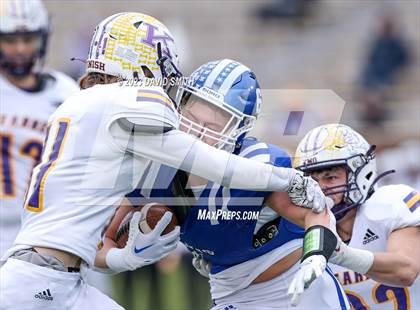 Thumbnail 1 in Hillsboro vs. Kearney (MSHSAA Class 4 Championship) photogallery.