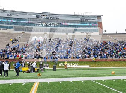 Thumbnail 3 in Hillsboro vs. Kearney (MSHSAA Class 4 Championship) photogallery.