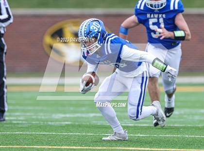 Thumbnail 1 in Hillsboro vs. Kearney (MSHSAA Class 4 Championship) photogallery.