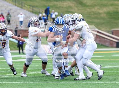 Thumbnail 3 in Hillsboro vs. Kearney (MSHSAA Class 4 Championship) photogallery.