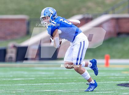 Thumbnail 2 in Hillsboro vs. Kearney (MSHSAA Class 4 Championship) photogallery.
