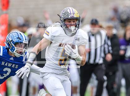 Thumbnail 2 in Hillsboro vs. Kearney (MSHSAA Class 4 Championship) photogallery.