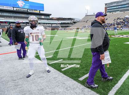 Thumbnail 3 in Hillsboro vs. Kearney (MSHSAA Class 4 Championship) photogallery.
