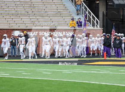 Thumbnail 1 in Hillsboro vs. Kearney (MSHSAA Class 4 Championship) photogallery.