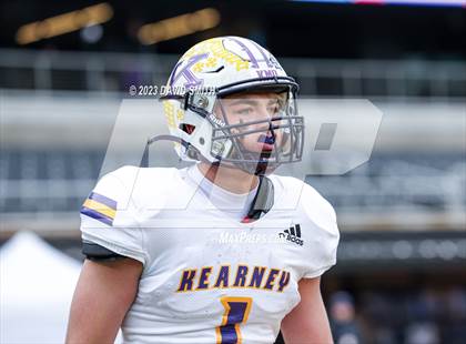 Thumbnail 2 in Hillsboro vs. Kearney (MSHSAA Class 4 Championship) photogallery.