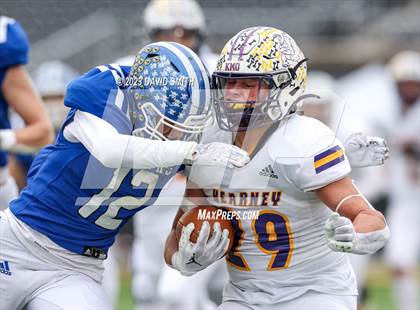 Thumbnail 3 in Hillsboro vs. Kearney (MSHSAA Class 4 Championship) photogallery.