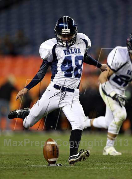 Thumbnail 1 in Valor Christian vs. Fairview (CHSAA 5A Final) photogallery.