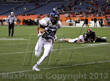 Thumbnail 2 in Valor Christian vs. Fairview (CHSAA 5A Final) photogallery.
