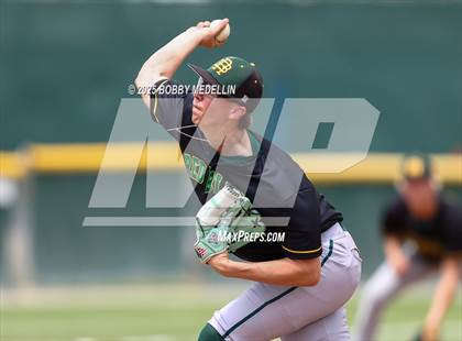 Thumbnail 2 in Red Bluff vs. Hanford West photogallery.