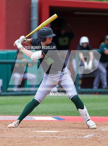 Thumbnail 3 in Red Bluff vs. Hanford West photogallery.
