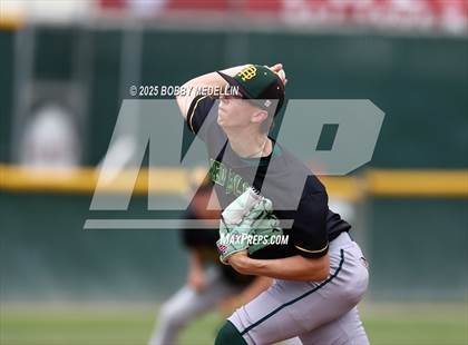 Thumbnail 2 in Red Bluff vs. Hanford West photogallery.