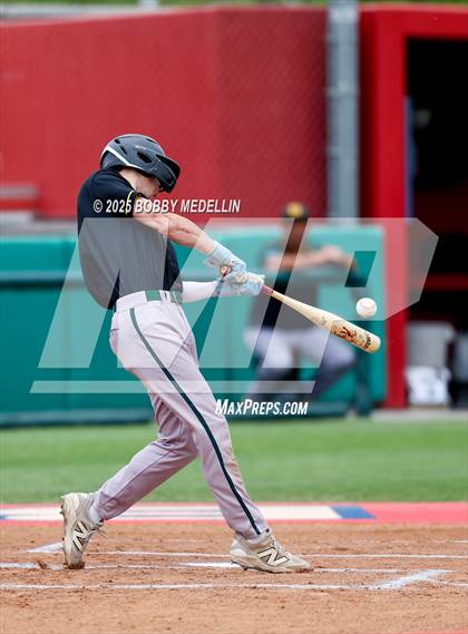 Thumbnail 3 in Red Bluff vs. Hanford West photogallery.