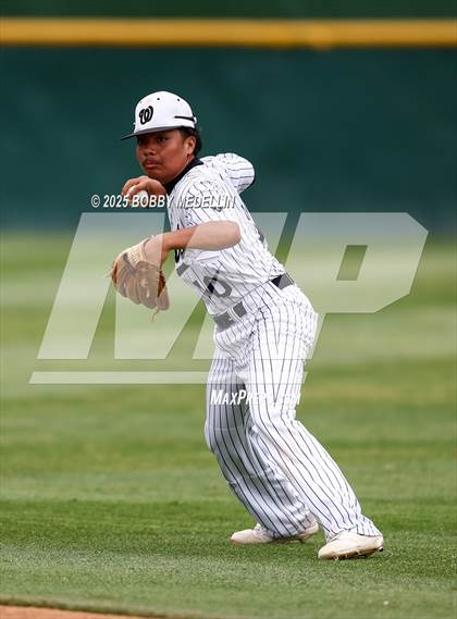 Thumbnail 1 in Red Bluff vs. Hanford West photogallery.