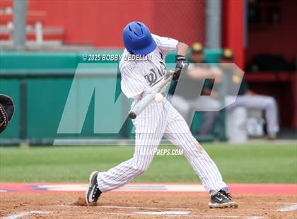 Thumbnail 3 in Red Bluff vs. Hanford West photogallery.