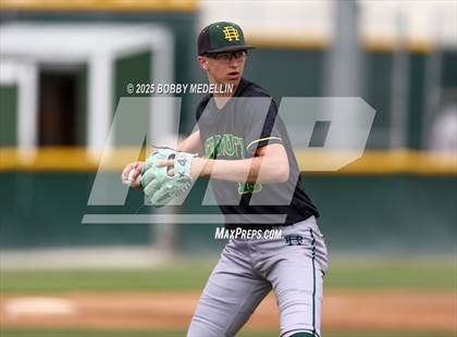 Thumbnail 1 in Red Bluff vs. Hanford West photogallery.