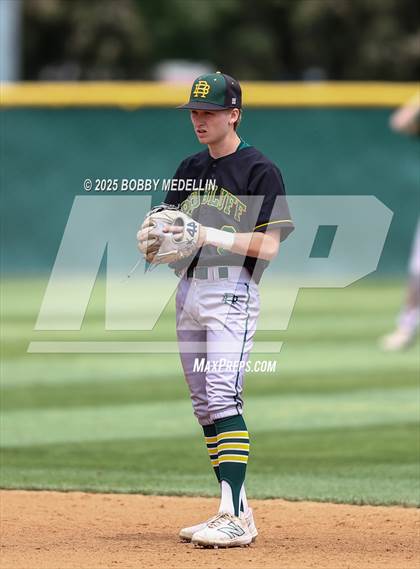 Thumbnail 3 in Red Bluff vs. Hanford West photogallery.