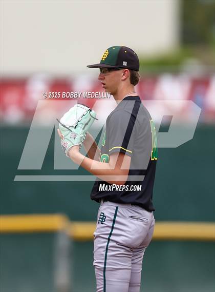 Thumbnail 3 in Red Bluff vs. Hanford West photogallery.