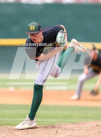 Thumbnail 3 in Red Bluff vs. Hanford West photogallery.