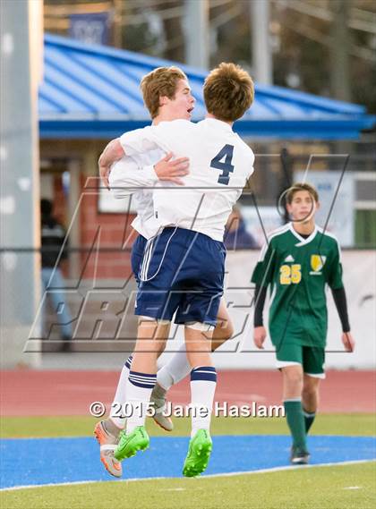 Thumbnail 2 in Hastings vs. East Aurora (NYSPHSAA Class B Semifinal) photogallery.