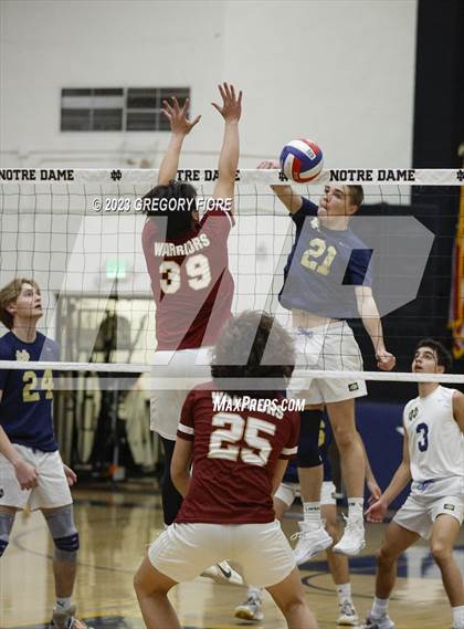 Thumbnail 2 in Alemany @ Notre Dame (SO) photogallery.