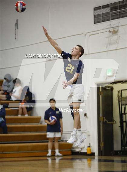 Thumbnail 2 in Alemany @ Notre Dame (SO) photogallery.