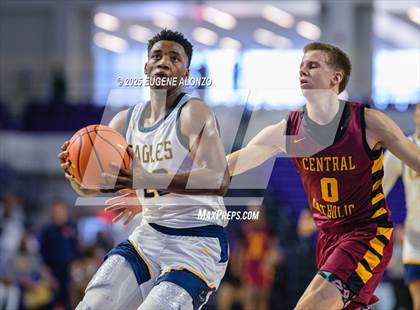 Thumbnail 2 in Oak Cliff Faith Family Academy vs. Central Catholic (City of Palms Classic) photogallery.