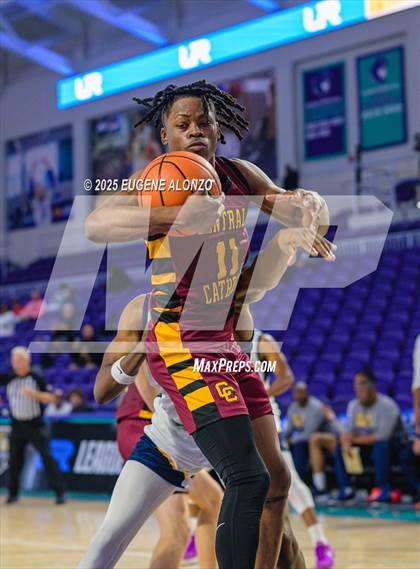 Thumbnail 2 in Oak Cliff Faith Family Academy vs. Central Catholic (City of Palms Classic) photogallery.