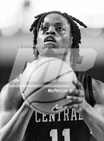 Thumbnail 3 in Oak Cliff Faith Family Academy vs. Central Catholic (City of Palms Classic) photogallery.