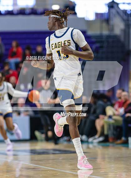 Thumbnail 3 in Oak Cliff Faith Family Academy vs. Central Catholic (City of Palms Classic) photogallery.
