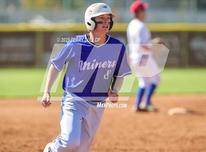 Thumbnail 3 in Tintic vs. Panguitch (UHSAA 1A Second Round) photogallery.