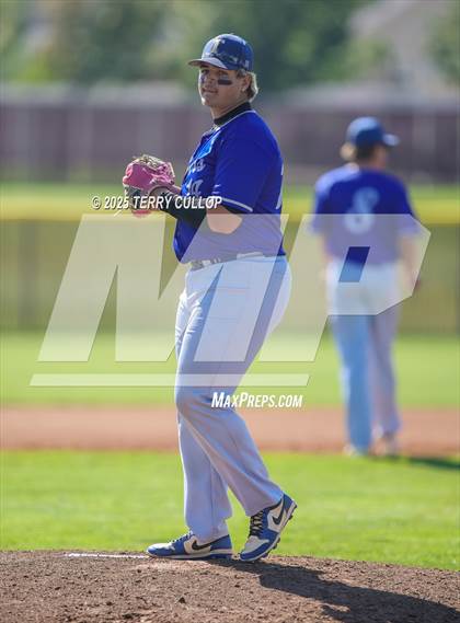 Thumbnail 3 in Tintic vs. Panguitch (UHSAA 1A Second Round) photogallery.