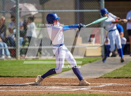 Thumbnail 1 in Tintic vs. Panguitch (UHSAA 1A Second Round) photogallery.