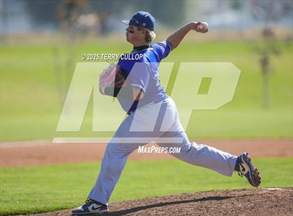 Thumbnail 3 in Tintic vs. Panguitch (UHSAA 1A Second Round) photogallery.