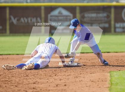 Thumbnail 1 in Tintic vs. Panguitch (UHSAA 1A Second Round) photogallery.
