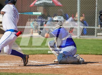 Thumbnail 3 in Tintic vs. Panguitch (UHSAA 1A Second Round) photogallery.