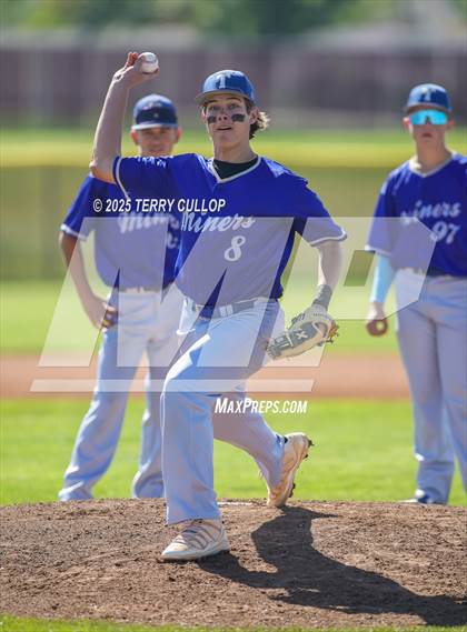 Thumbnail 1 in Tintic vs. Panguitch (UHSAA 1A Second Round) photogallery.