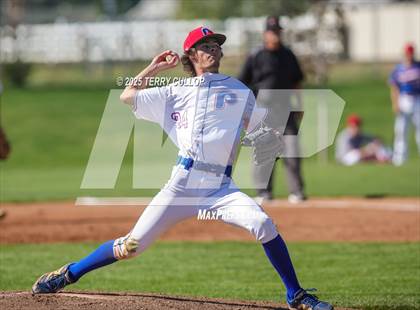 Thumbnail 2 in Tintic vs. Panguitch (UHSAA 1A Second Round) photogallery.