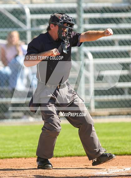 Thumbnail 1 in Tintic vs. Panguitch (UHSAA 1A Second Round) photogallery.