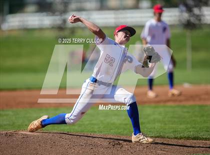 Thumbnail 2 in Tintic vs. Panguitch (UHSAA 1A Second Round) photogallery.