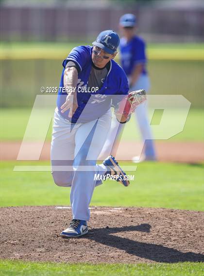 Thumbnail 2 in Tintic vs. Panguitch (UHSAA 1A Second Round) photogallery.