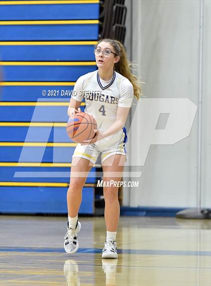 Thumbnail 3 in Roseville @ Del Campo photogallery.