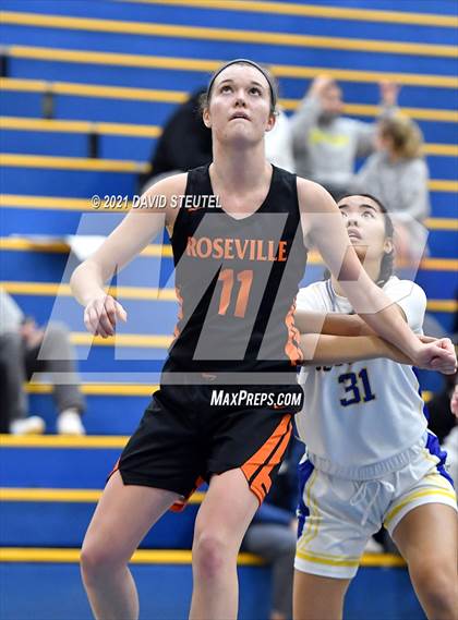 Thumbnail 1 in Roseville @ Del Campo photogallery.