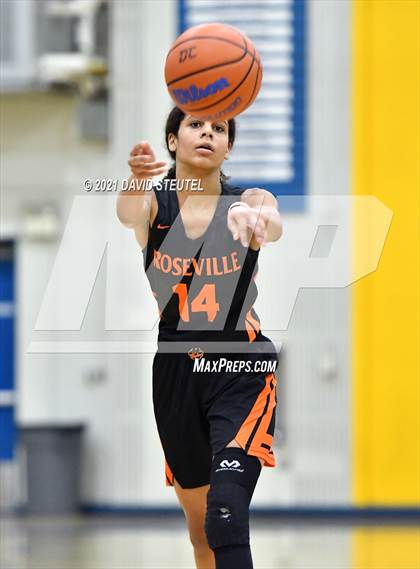 Thumbnail 2 in Roseville @ Del Campo photogallery.