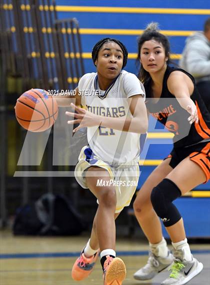 Thumbnail 1 in Roseville @ Del Campo photogallery.