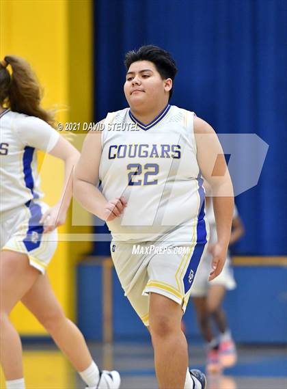 Thumbnail 1 in Roseville @ Del Campo photogallery.