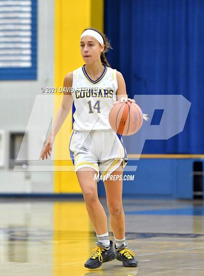 Thumbnail 1 in Roseville @ Del Campo photogallery.