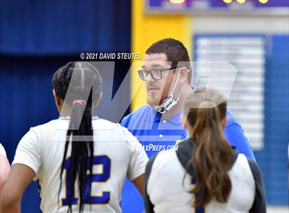 Thumbnail 3 in Roseville @ Del Campo photogallery.