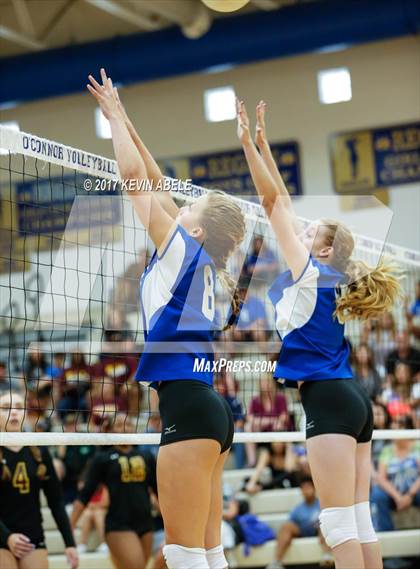 Thumbnail 3 in Mountain Pointe @ O'Connor photogallery.