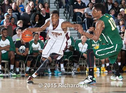 Thumbnail 3 in St. Anthony vs. Roselle Catholic (NJSIAA Non-Public B Final) photogallery.